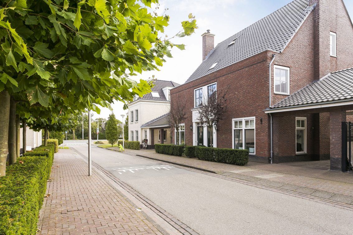 straat in de wijk de hoven